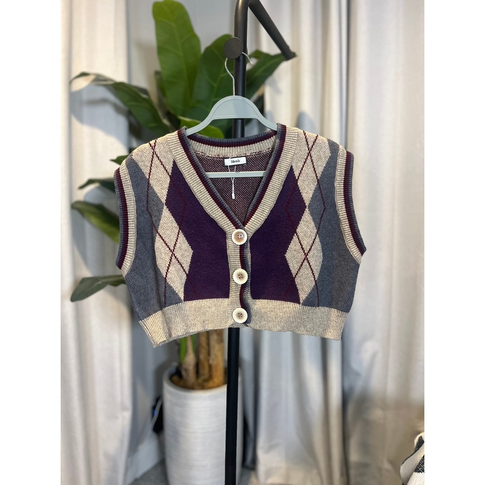 Menlo Argyle Knit Sweater Vest Purple Grey Tan Cropped Button Front V-Neck